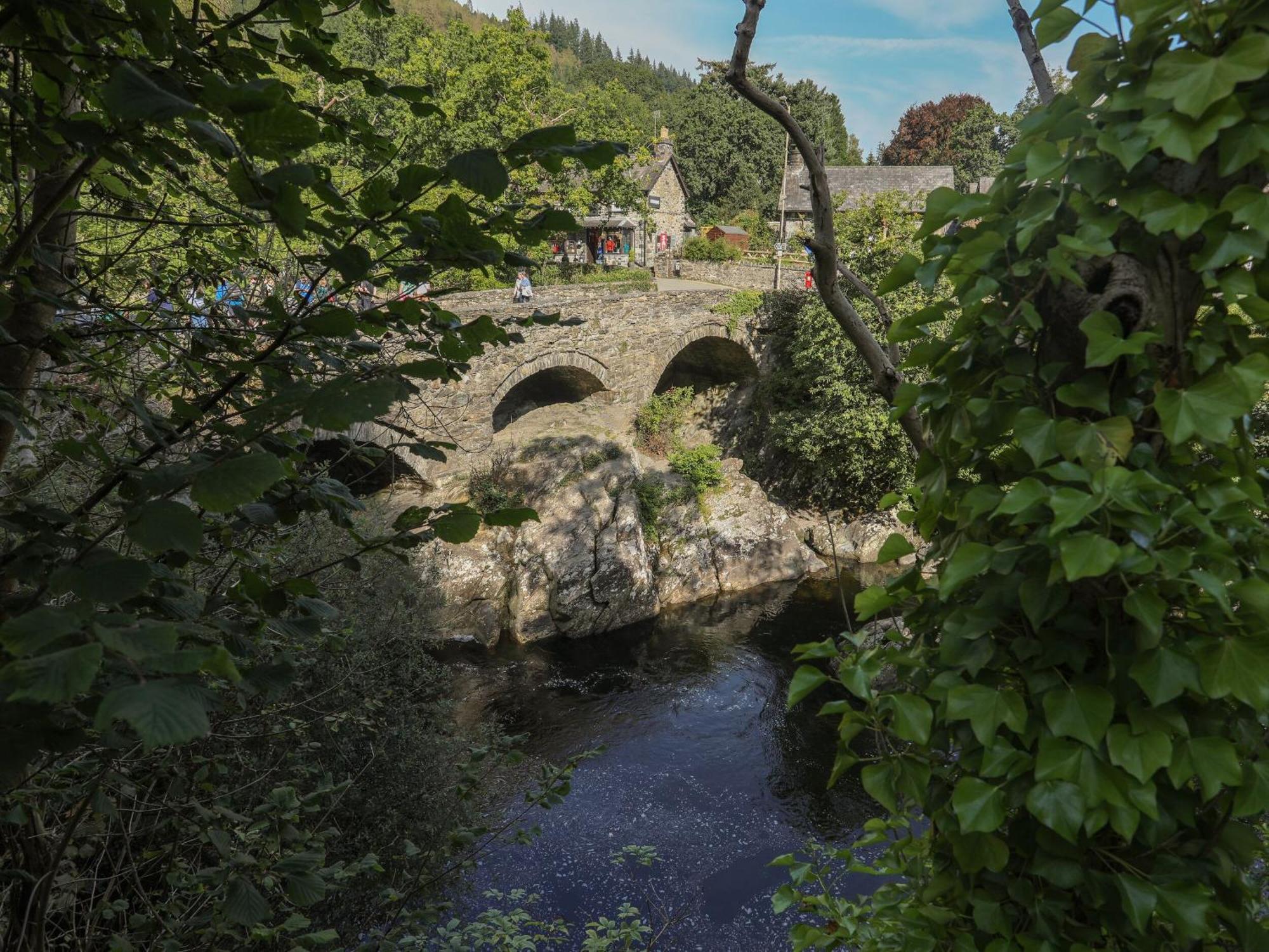 No 1 Railway Cottages Betws-y-Coed Exterior photo